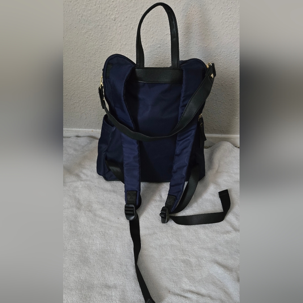 Elegant Navy and Black Women's Backpack - Picture 4 of 9